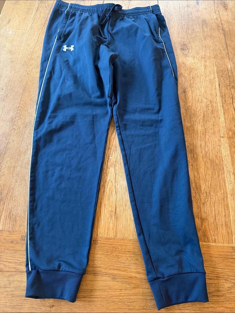 Under Armour Boys Navy Blue Performance Joggers with White Piping Size XL